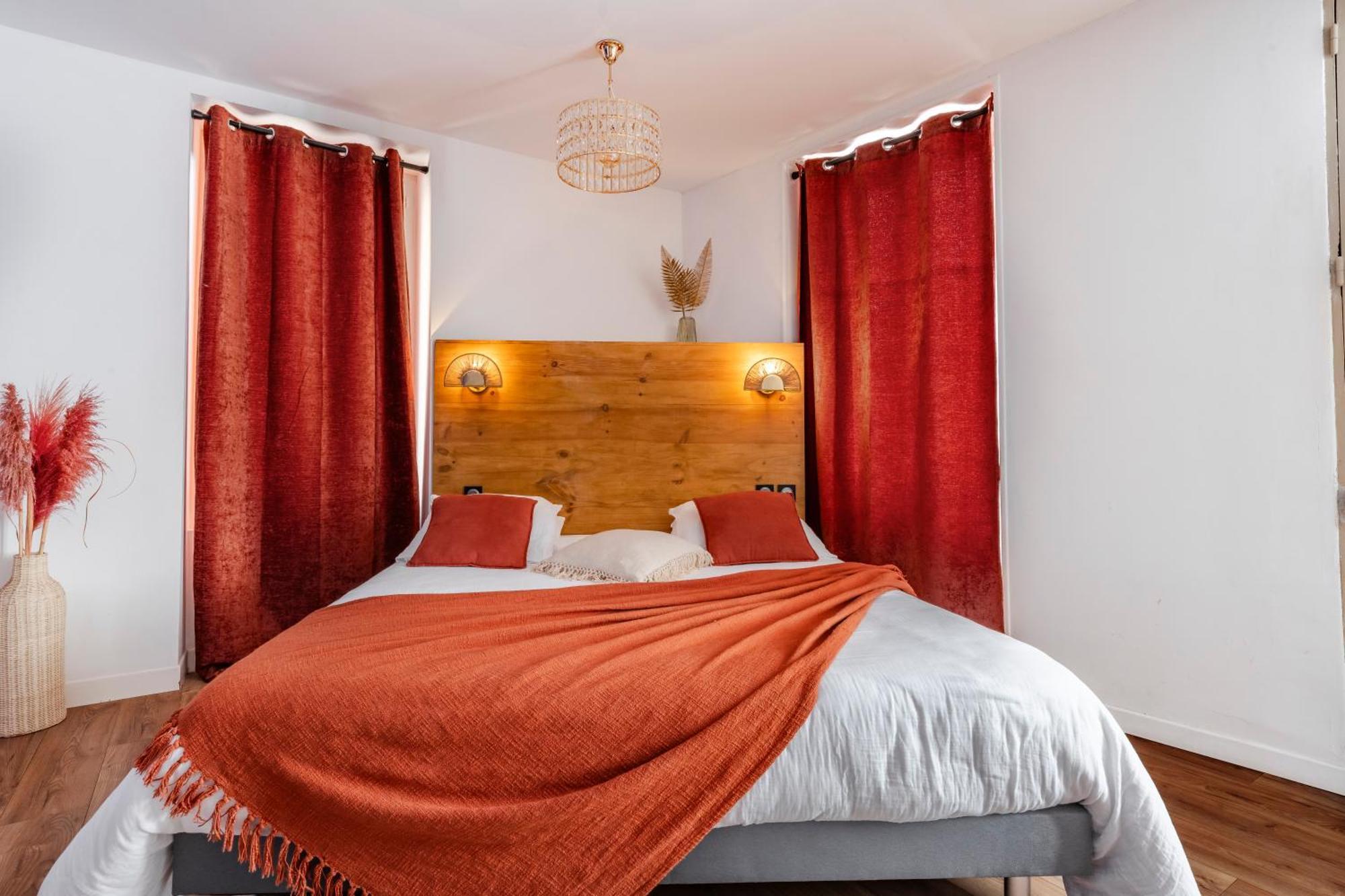 Loft Romantique - Spa Privatif - Spa Noctambulles Йер Экстерьер фото