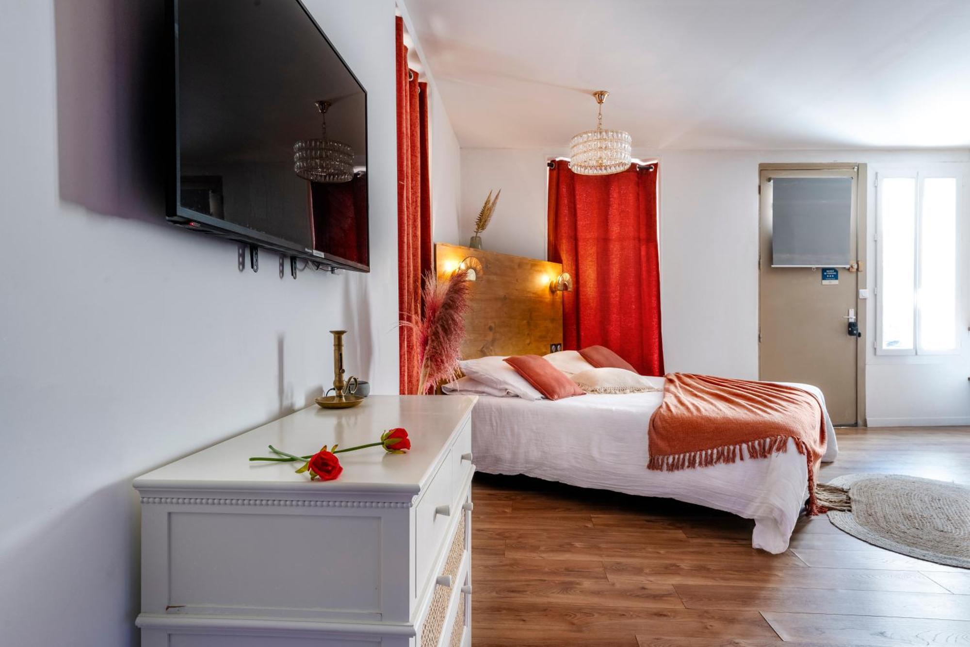 Loft Romantique - Spa Privatif - Spa Noctambulles Йер Экстерьер фото